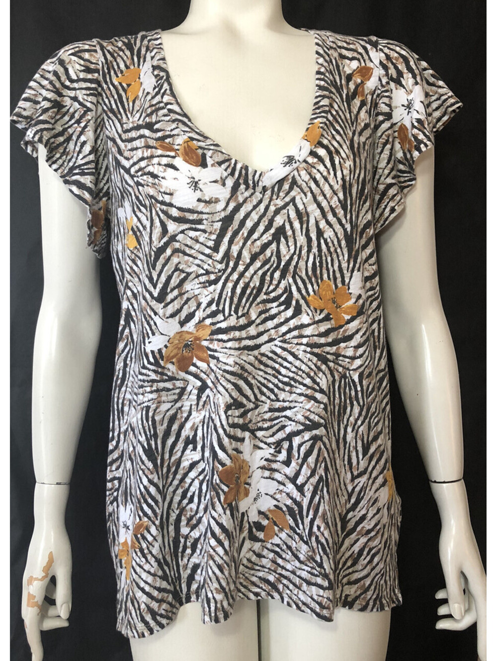 T.la. Anthropology Urban Outfitters S VNeck Tee Top Flutter Sleeves Animal Zebra